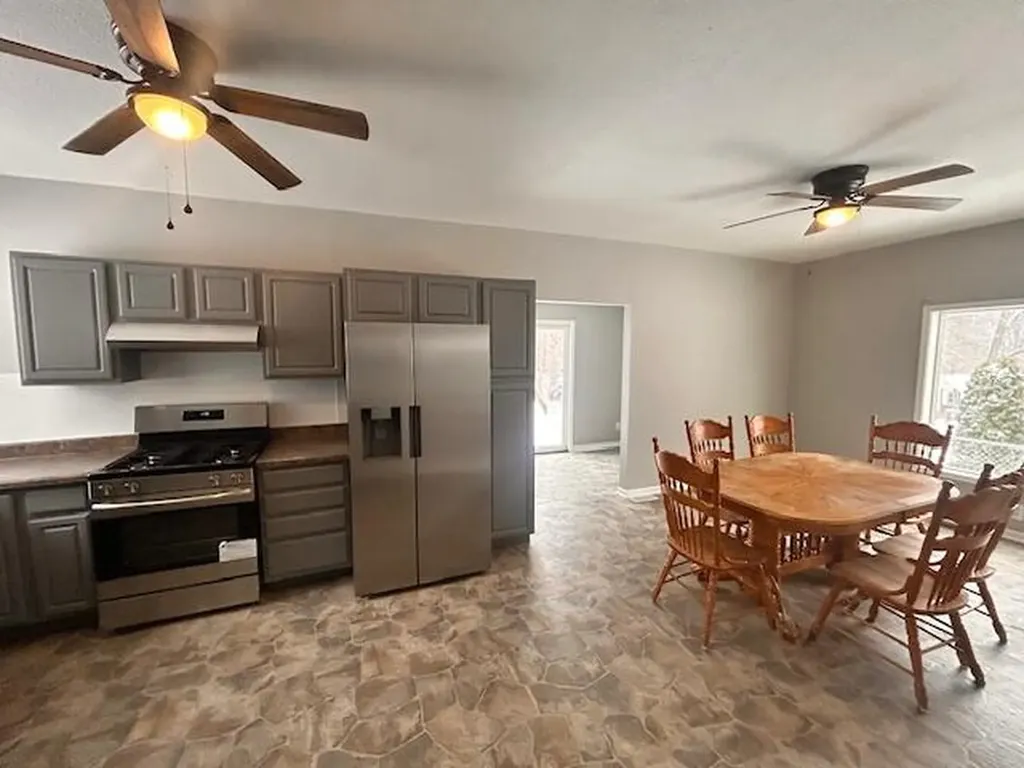275 Battle Creek Street Emmett Charter Township MI 49033