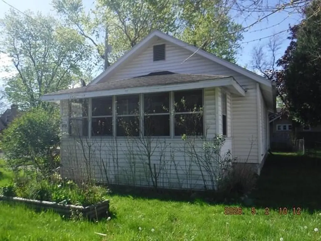 2726 E Main Street Kalamazoo Charter Township MI 49048
