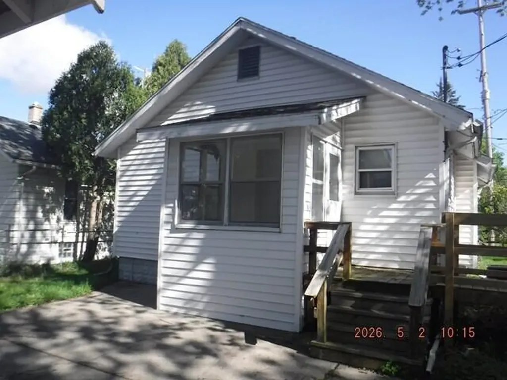 2726 E Main Street Kalamazoo Charter Township MI 49048