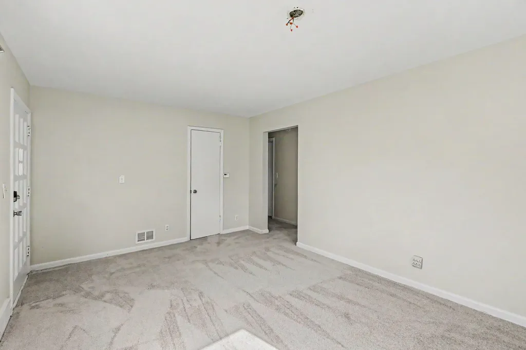 1915 Cooper Avenue Lansing City MI 48910