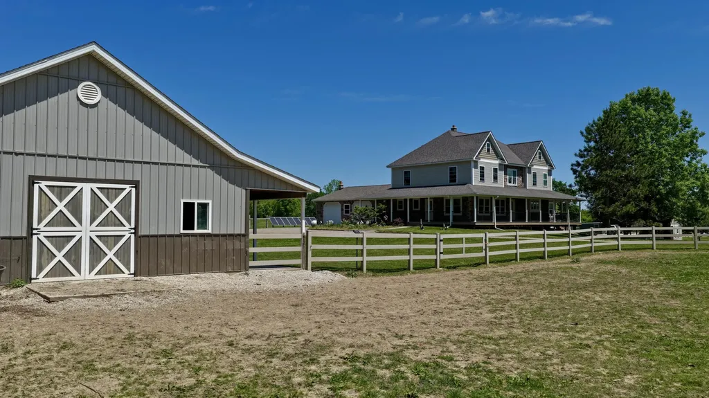 7300 W Kinsel Highway Vermontville Township MI 49096