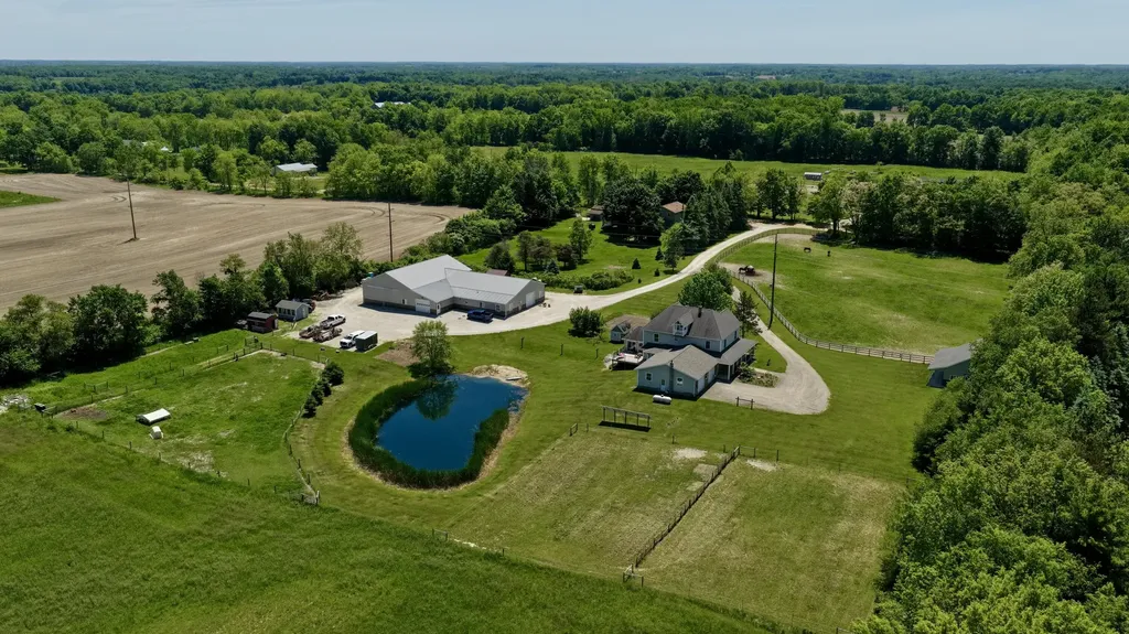 7300 W Kinsel Highway Vermontville Township MI 49096