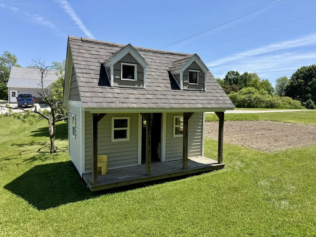 7300 W Kinsel Highway Vermontville Township MI 49096
