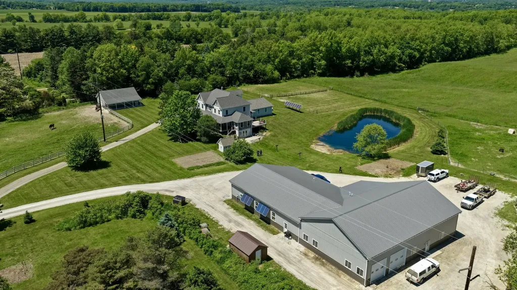 7300 W Kinsel Highway Vermontville Township MI 49096