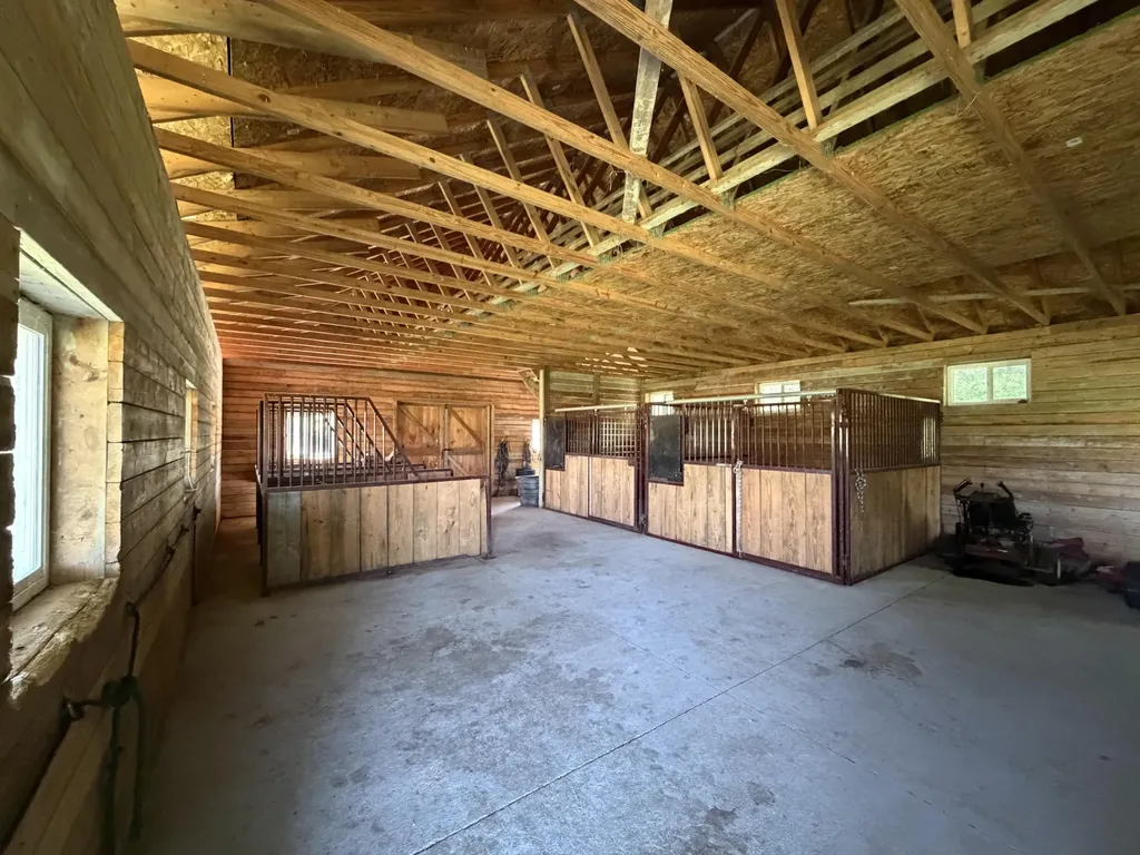 7300 W Kinsel Highway Vermontville Township MI 49096