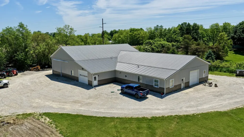 7300 W Kinsel Highway Vermontville Township MI 49096