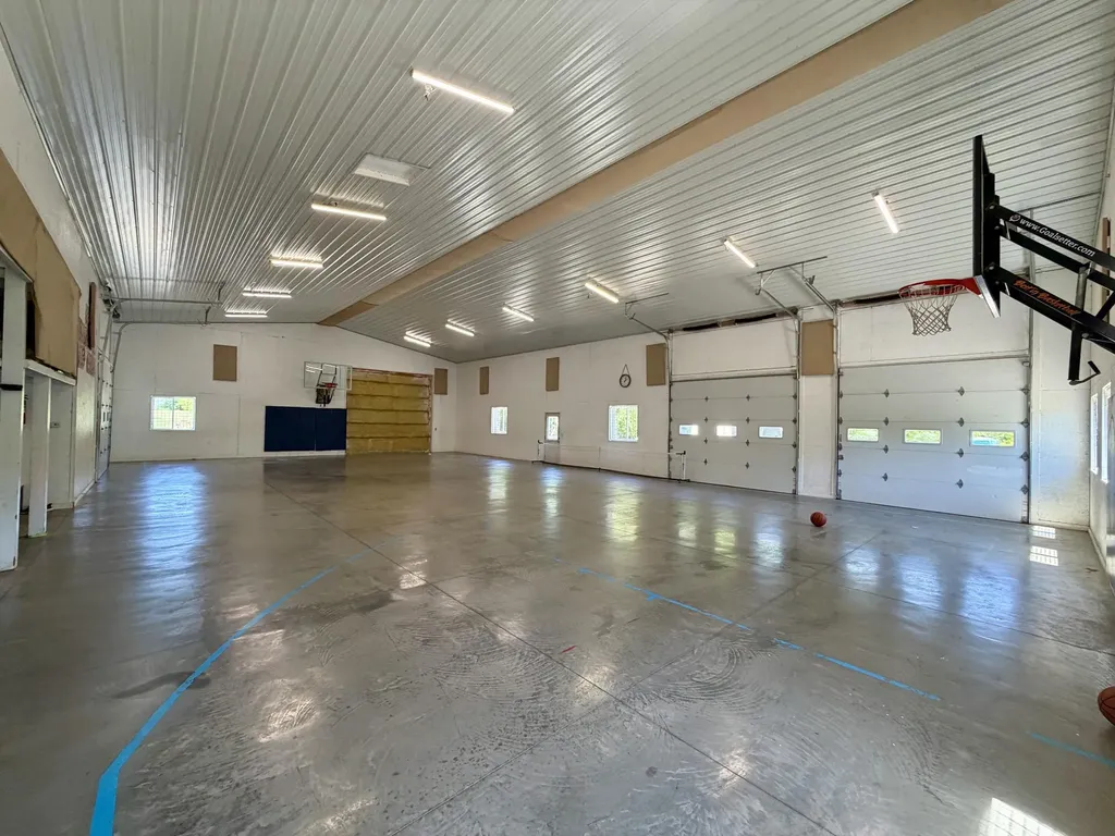 7300 W Kinsel Highway Vermontville Township MI 49096