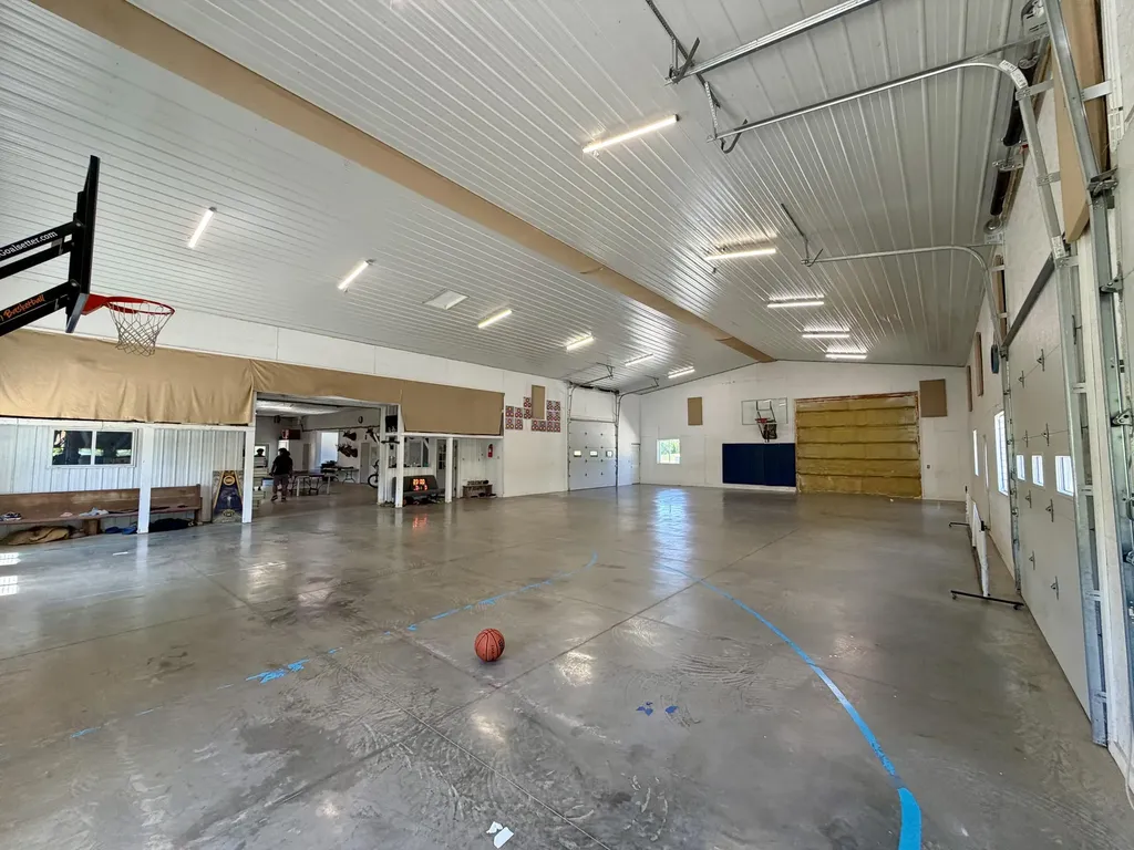7300 W Kinsel Highway Vermontville Township MI 49096