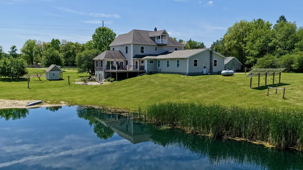 7300 W Kinsel Highway Vermontville Township MI 49096