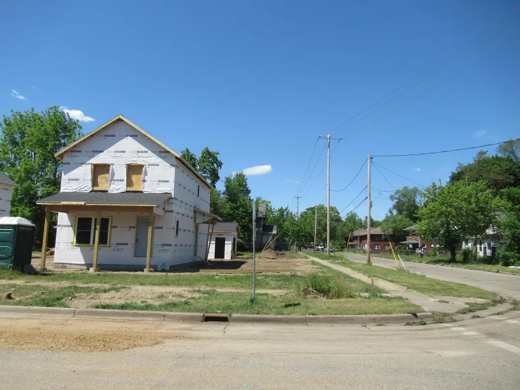 84 Bowen Avenue Battle Creek City MI 49037