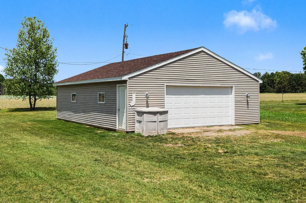 20221 Partello Road Marengo Township MI 49068