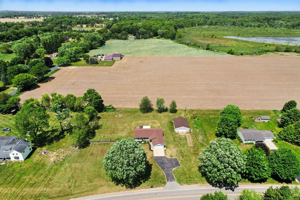 20221 Partello Road Marengo Township MI 49068