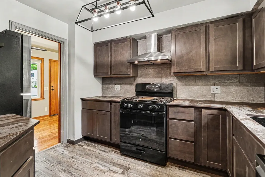 521 North Drive W Marshall City MI 49068