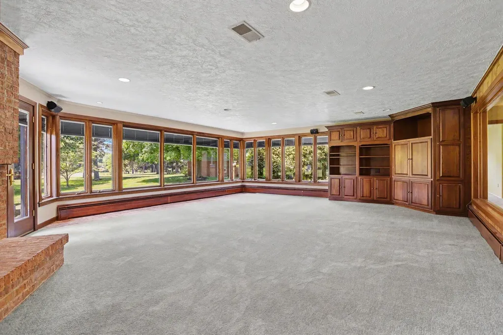 757 N Kalamazoo Avenue Marshall Township MI 49068