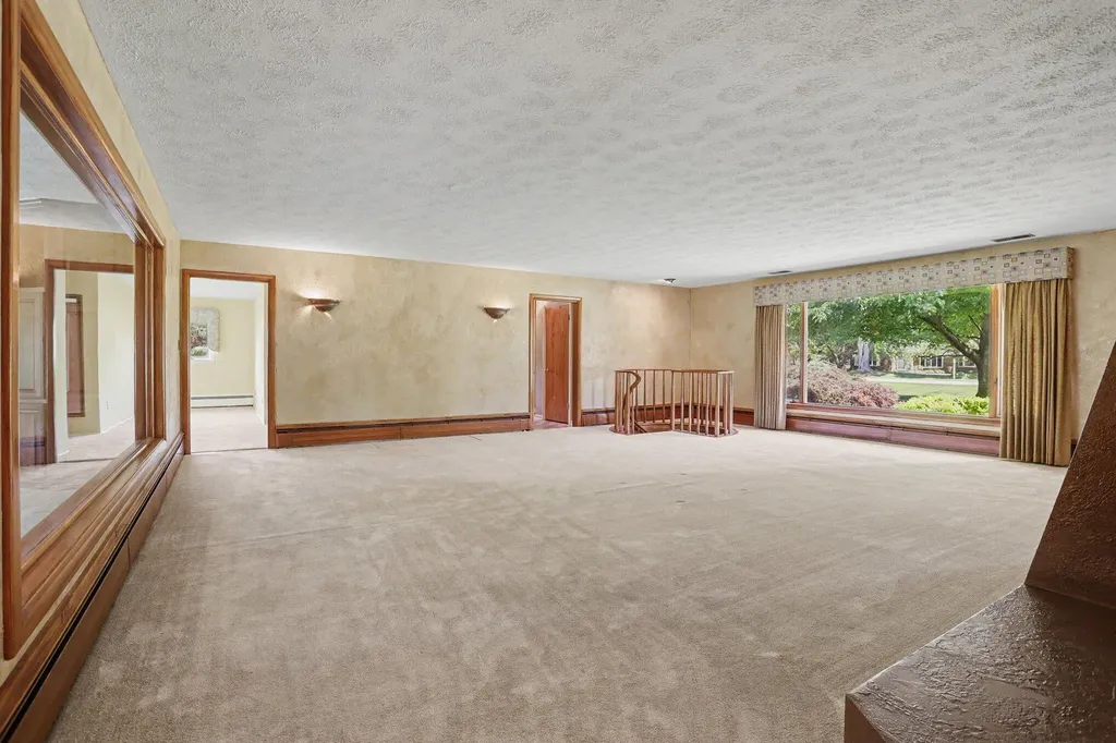 757 N Kalamazoo Avenue Marshall Township MI 49068
