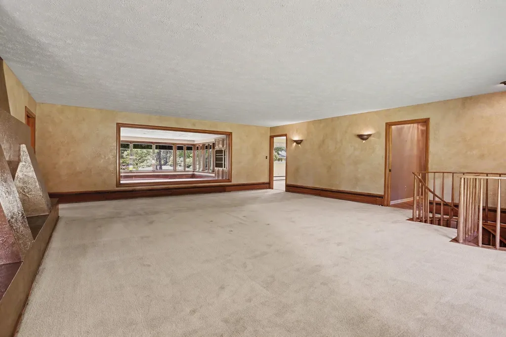 757 N Kalamazoo Avenue Marshall Township MI 49068