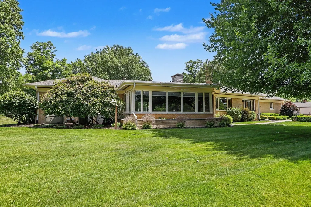 757 N Kalamazoo Avenue Marshall Township MI 49068