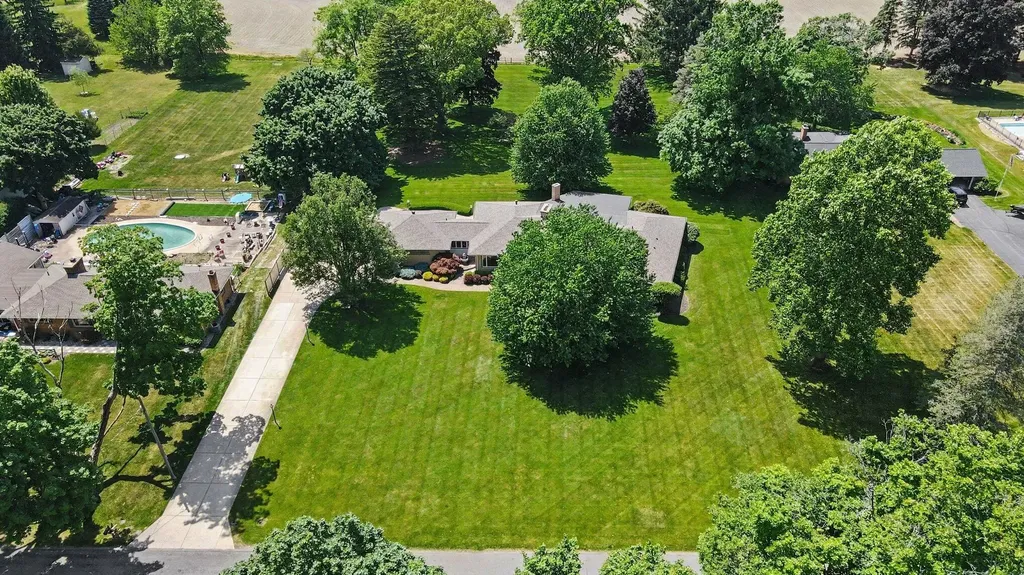 757 N Kalamazoo Avenue Marshall Township MI 49068