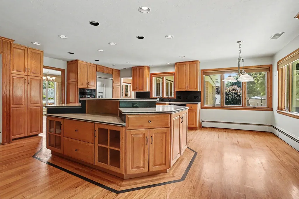 757 N Kalamazoo Avenue Marshall Township MI 49068