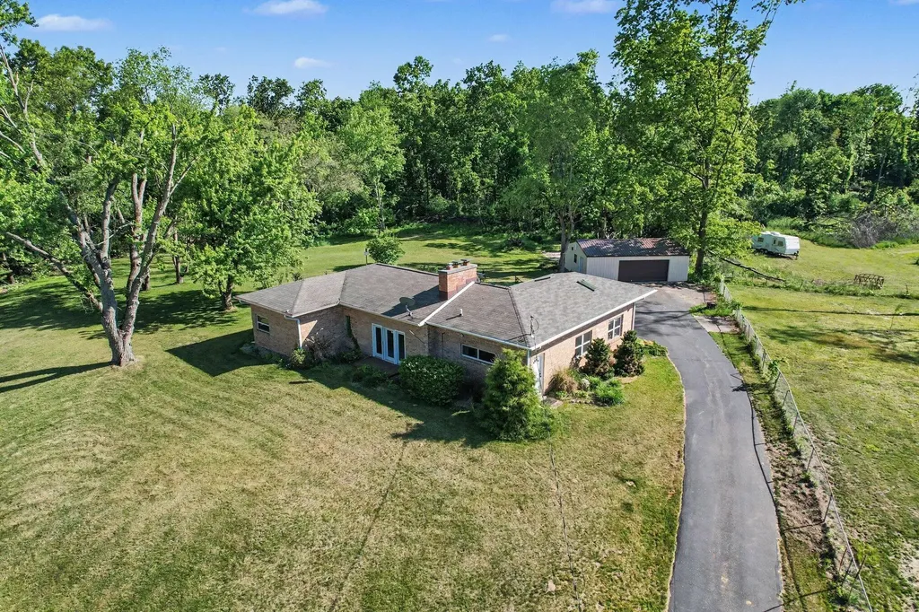 20759 Carpenter Drive Bedford Charter Township MI 49017