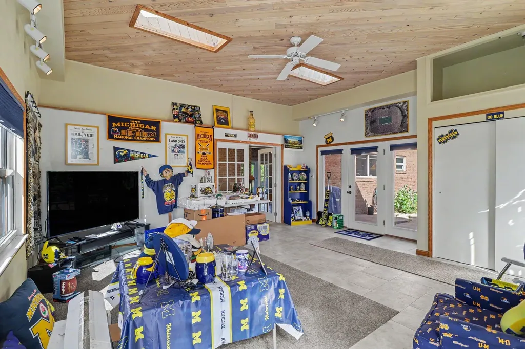 20759 Carpenter Drive Bedford Charter Township MI 49017