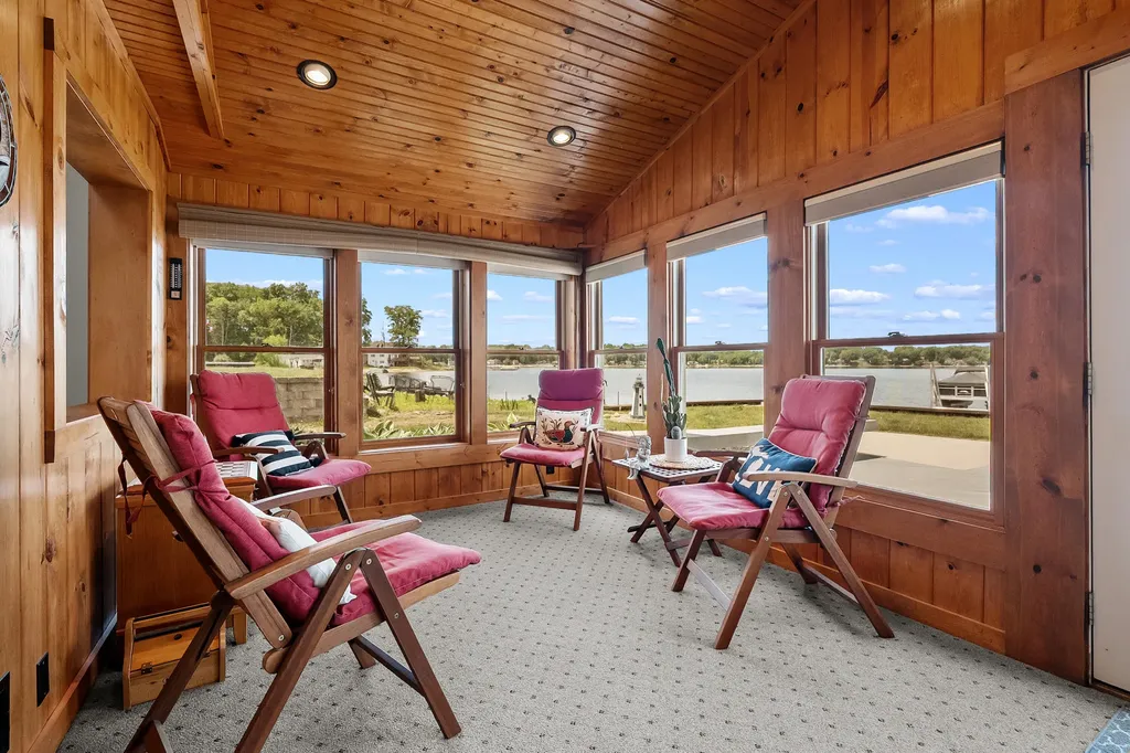 7118 Shoreline Drive Prairieville Township MI 49046