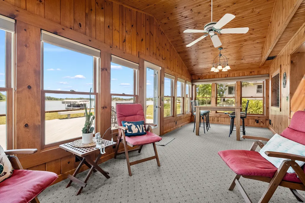 7118 Shoreline Drive Prairieville Township MI 49046