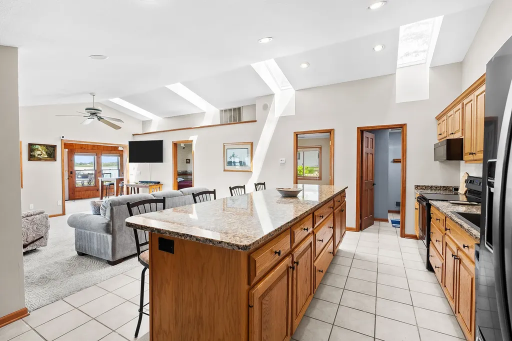 7118 Shoreline Drive Prairieville Township MI 49046
