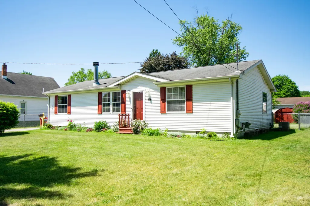 814 Seymour Avenue Jackson City MI 49202