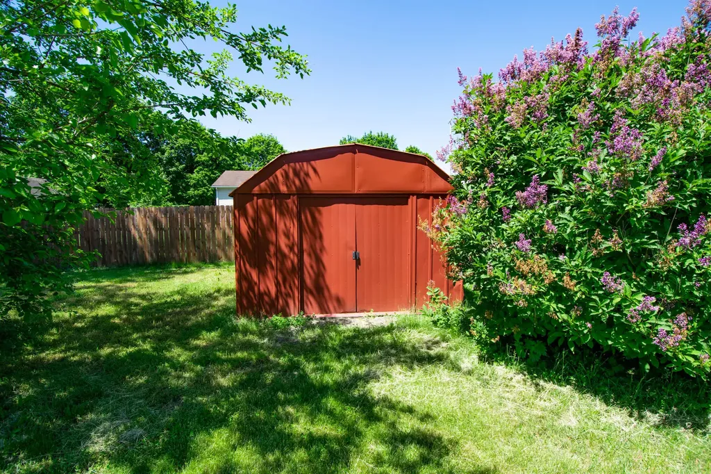 814 Seymour Avenue Jackson City MI 49202