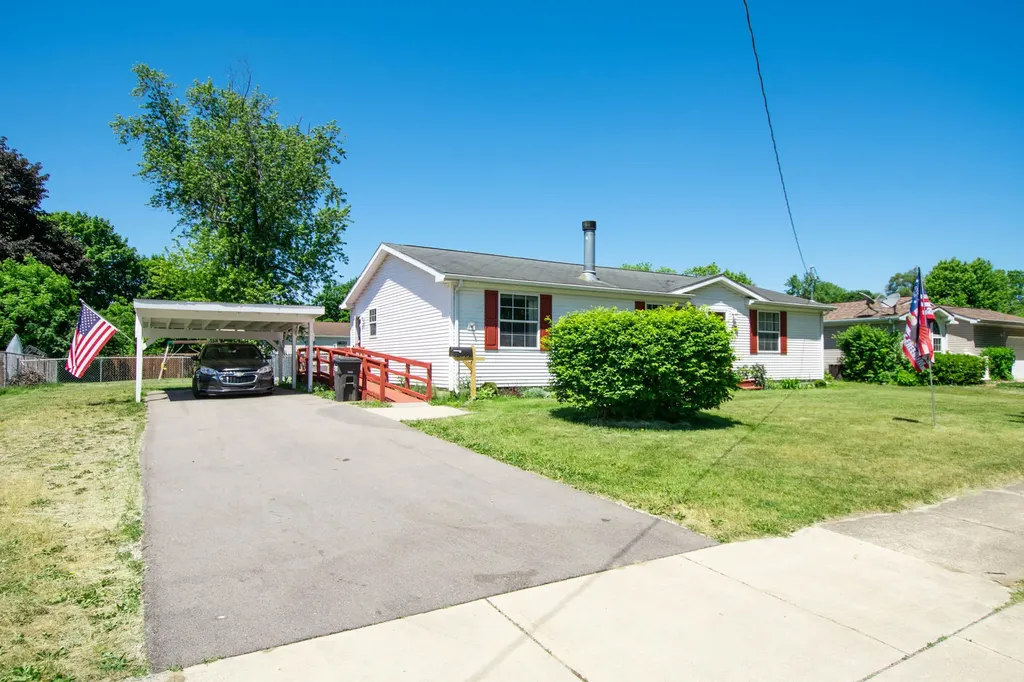 814 Seymour Avenue Jackson City MI 49202
