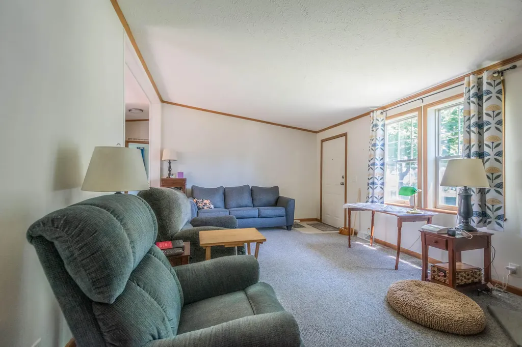 814 Seymour Avenue Jackson City MI 49202