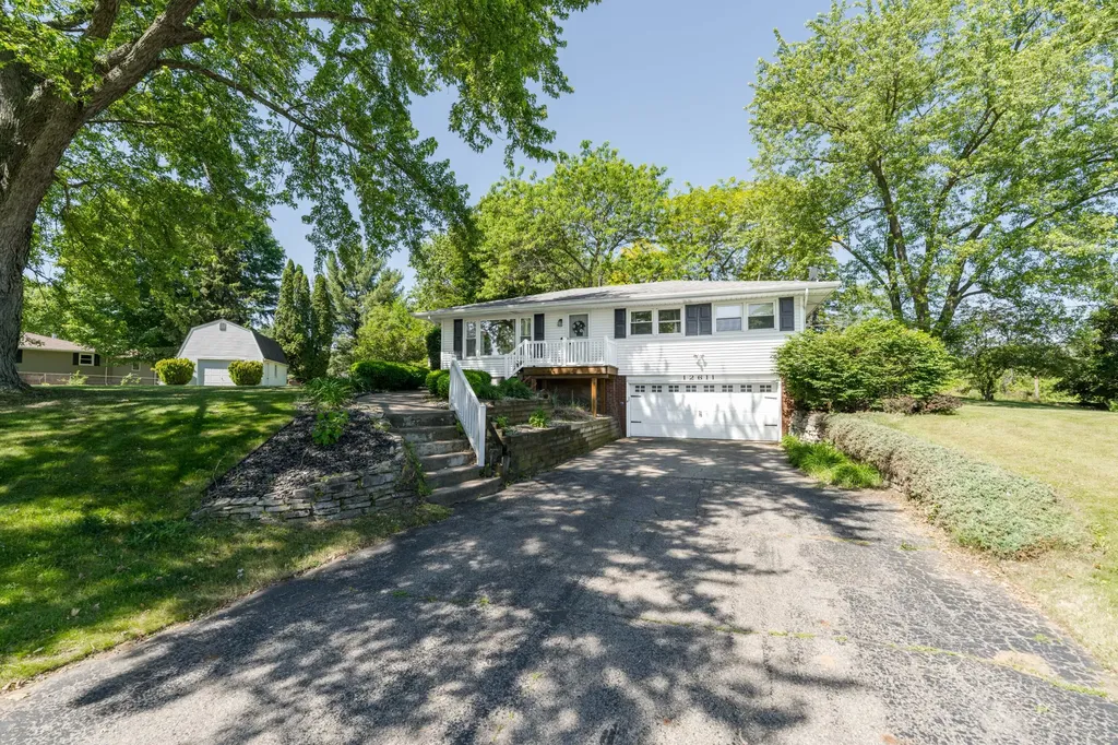 12611 15 1/2 Mile Road Marshall Township MI 49068