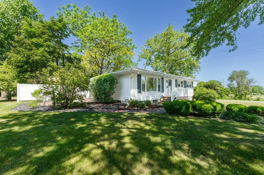 12611 15 1/2 Mile Road Marshall Township MI 49068