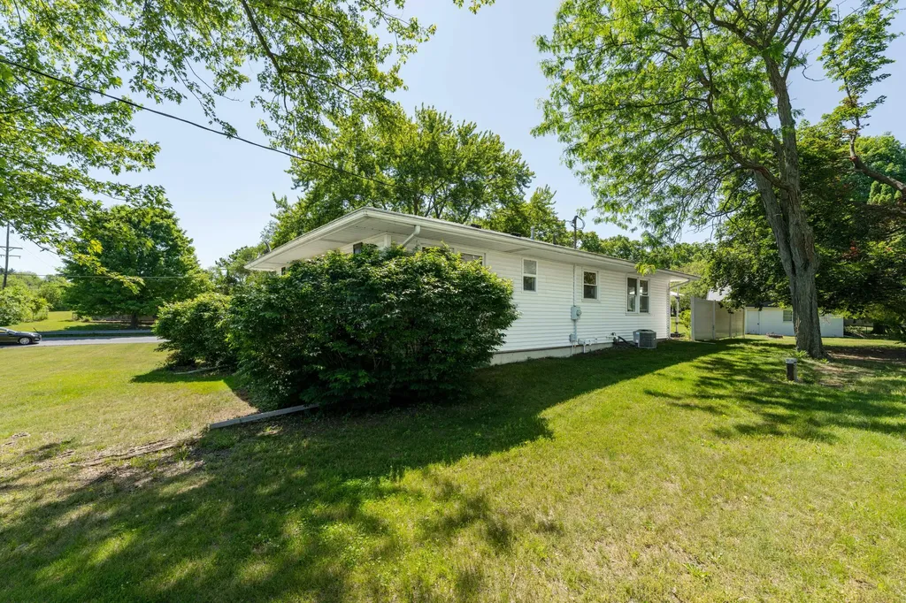 12611 15 1/2 Mile Road Marshall Township MI 49068
