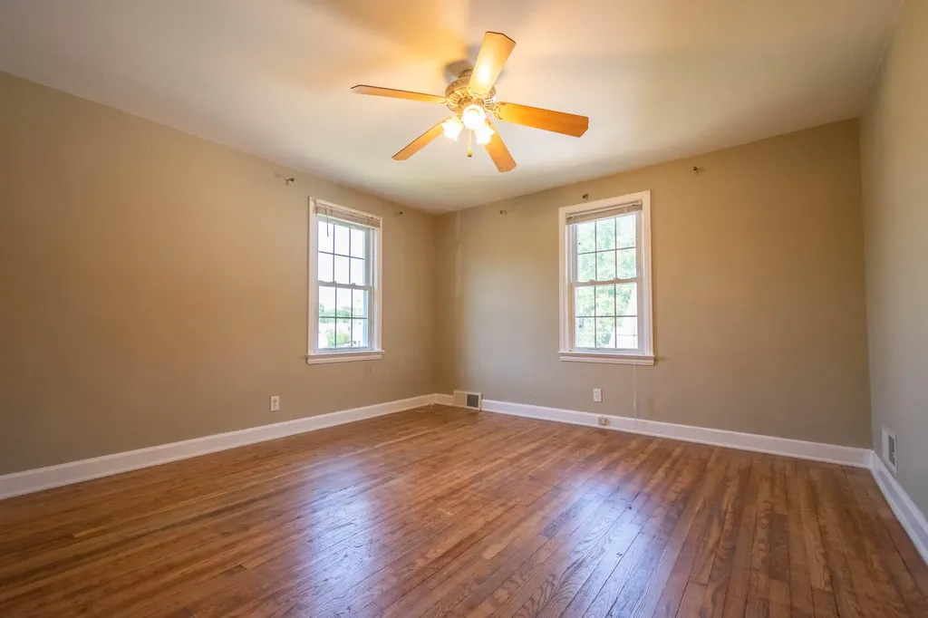 447 W Territorial Road W Battle Creek City MI 49015
