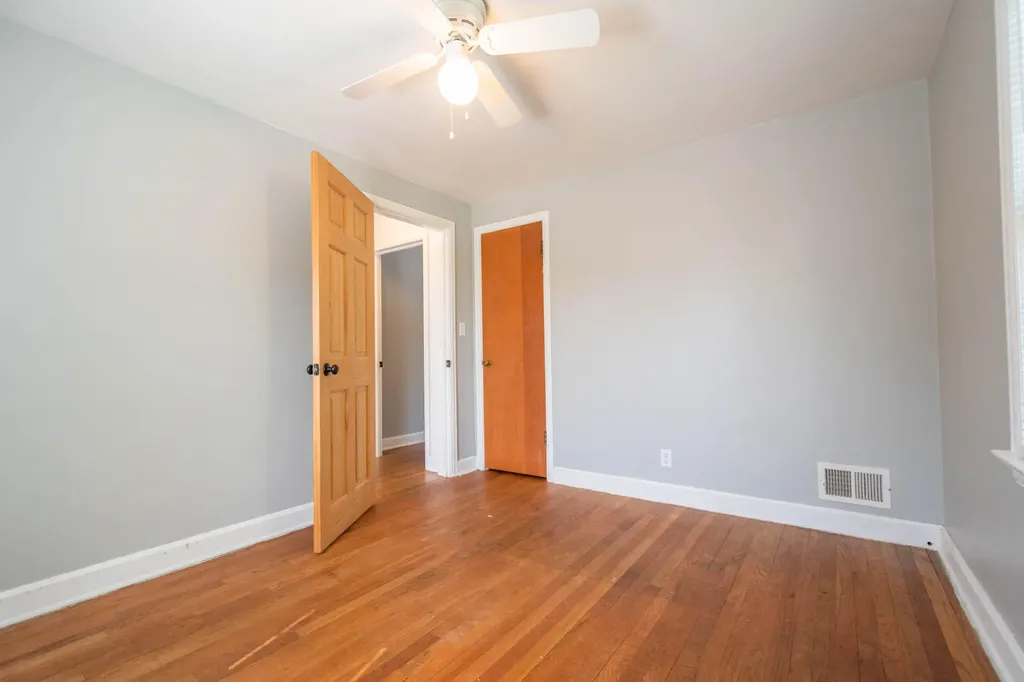 447 W Territorial Road W Battle Creek City MI 49015