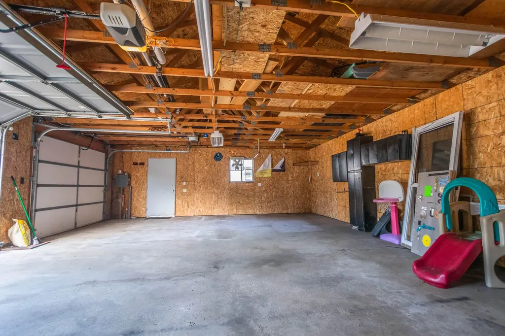 447 W Territorial Road W Battle Creek City MI 49015