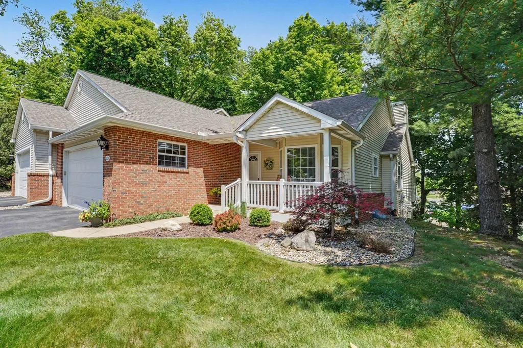 128 Chauncey Court Marshall City MI 49068
