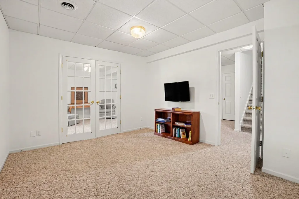 128 Chauncey Court Marshall City MI 49068
