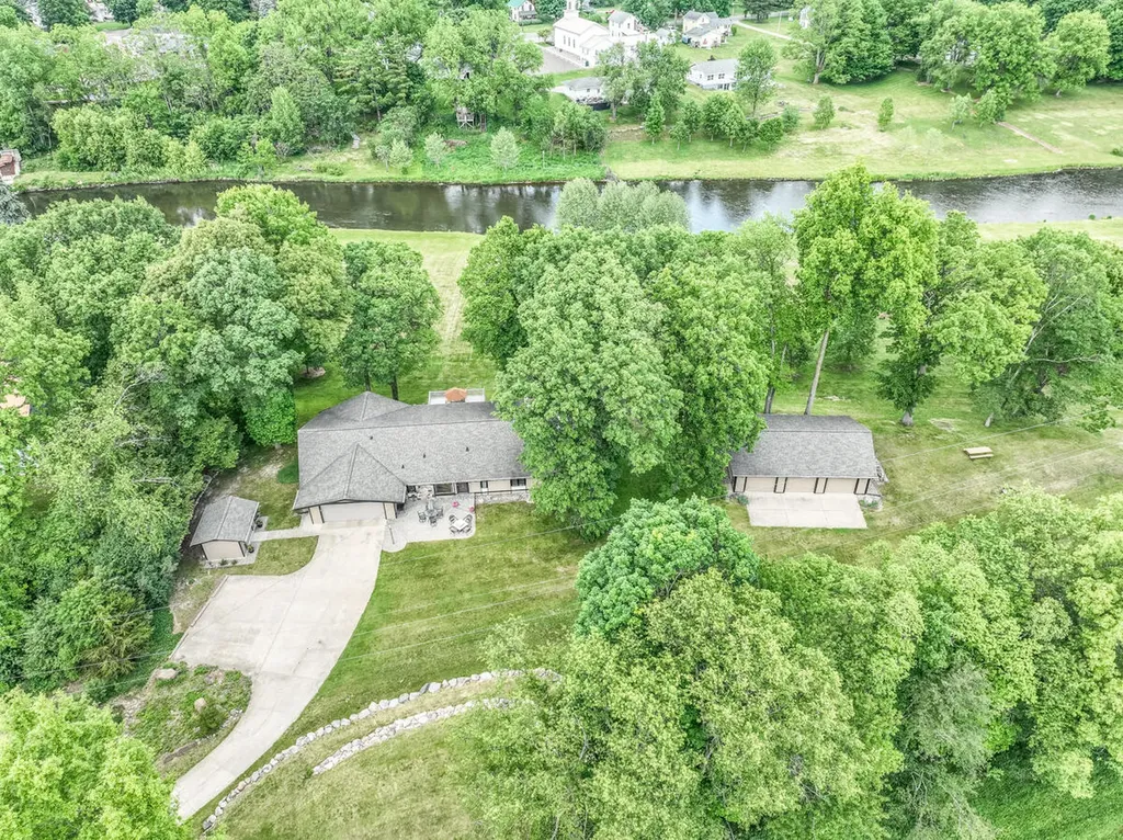 173 S Main Street Marshall Township MI 49033