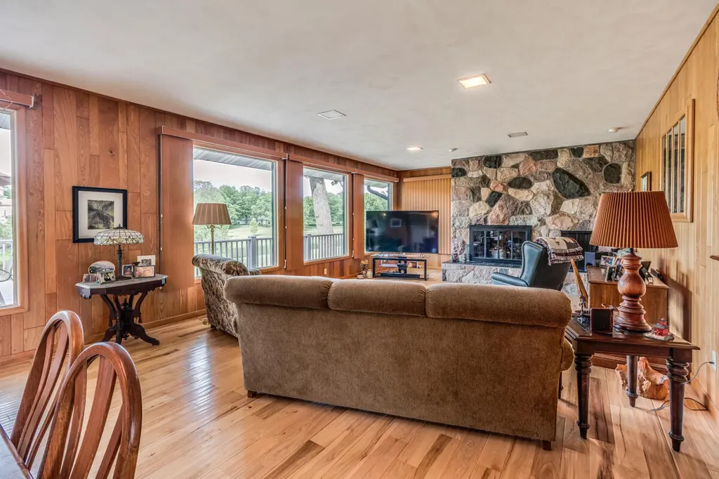 173 S Main Street Marshall Township MI 49033