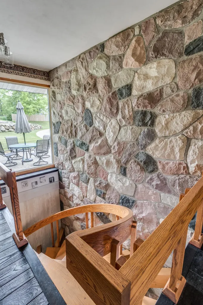 173 S Main Street Marshall Township MI 49033