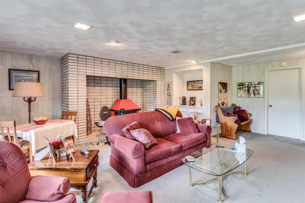 173 S Main Street Marshall Township MI 49033