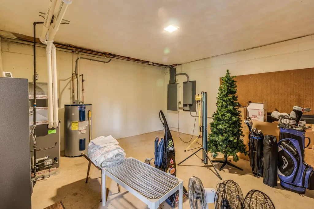 173 S Main Street Marshall Township MI 49033