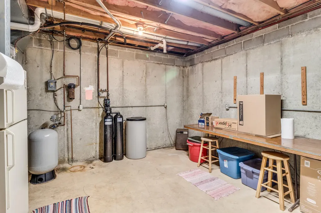 173 S Main Street Marshall Township MI 49033