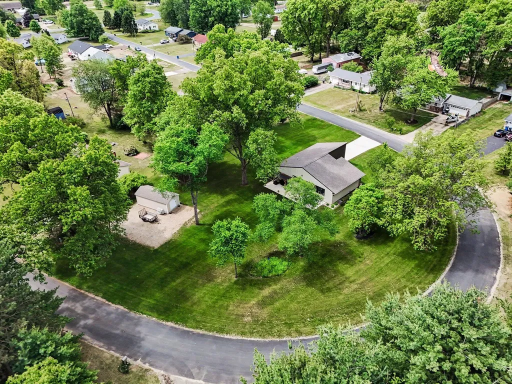 35883 Riverview Drive Waverly Township MI 49079