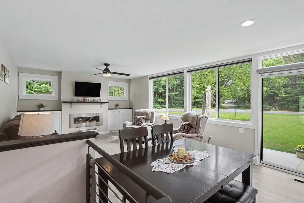 35883 Riverview Drive Waverly Township MI 49079