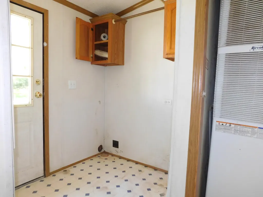 27134 Deerfield Lane Jefferson Township MI 49112