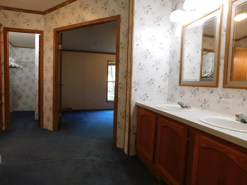27134 Deerfield Lane Jefferson Township MI 49112